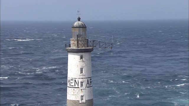 Des lumières & des Hommes